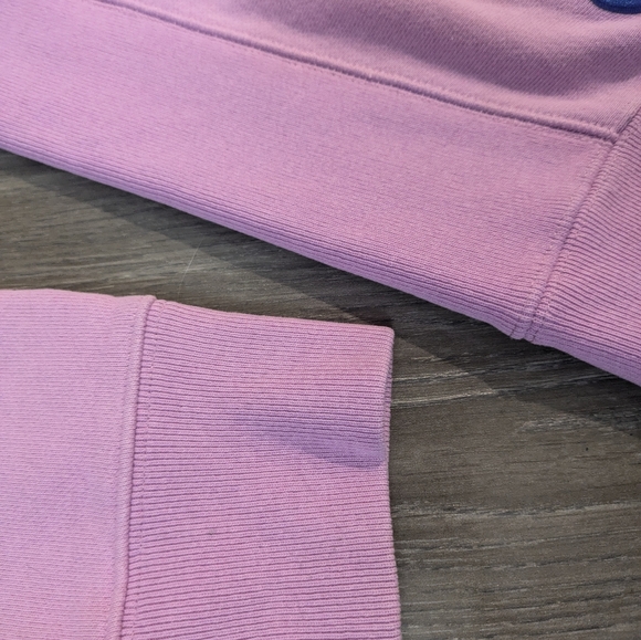 Like new, pink champion sweatshirt size small perfect condition - Picture 2 of 5